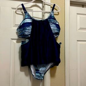 Brand new tankini swim suit